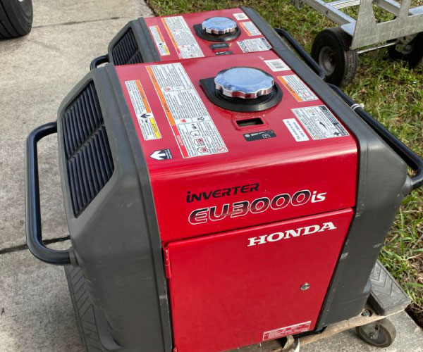 Discover the essential role of commercial generator rentals in Tampa for uninterrupted operations. PCS Rental offers reliable, tailored power solutions for all business needs.