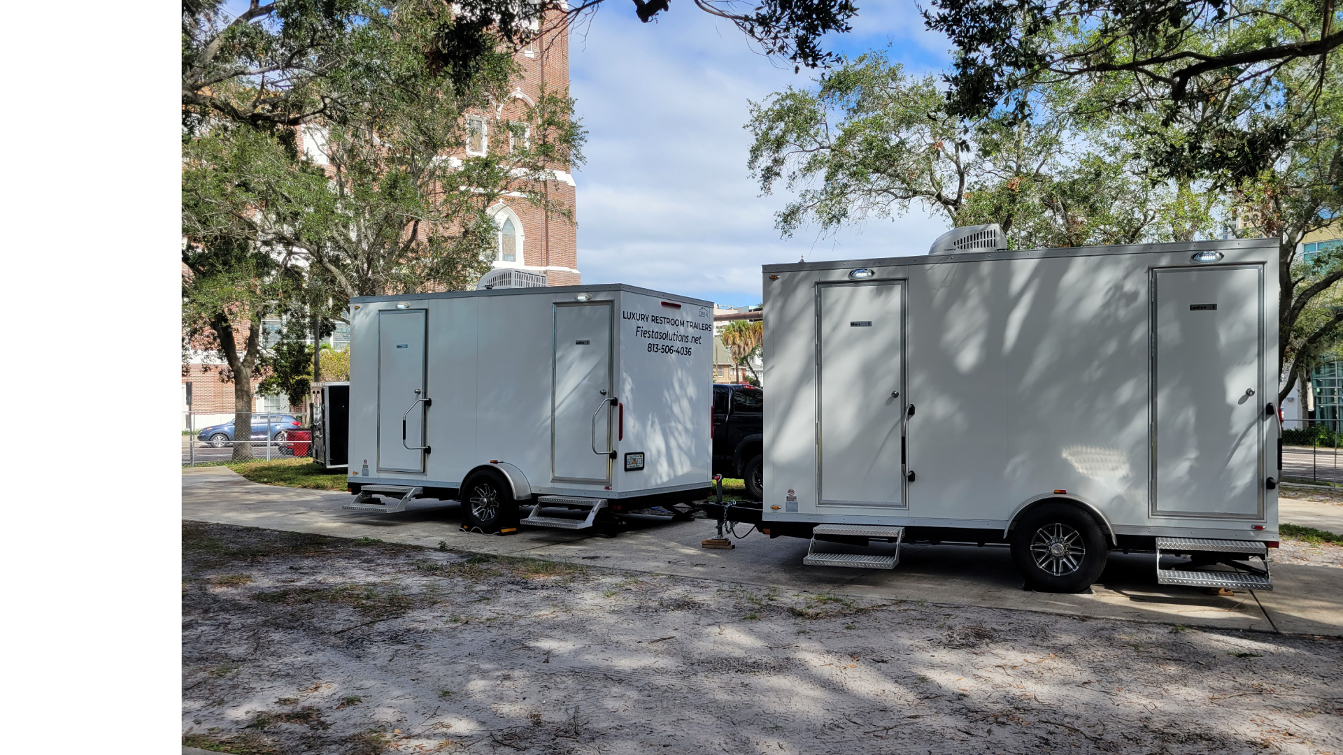 Discover luxury restroom trailer rentals in Tampa by PCS. Elegant, clean, and fully-equipped for weddings, events, and more. Book now!