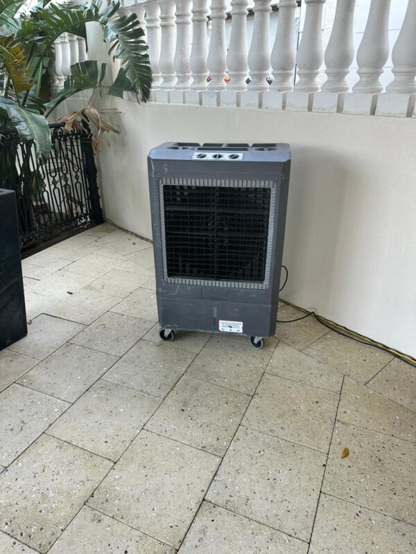 Discover top portable AC rentals with PCS Rentals in Tampa. Ideal for events, workspaces, and emergencies. Stay cool with us!